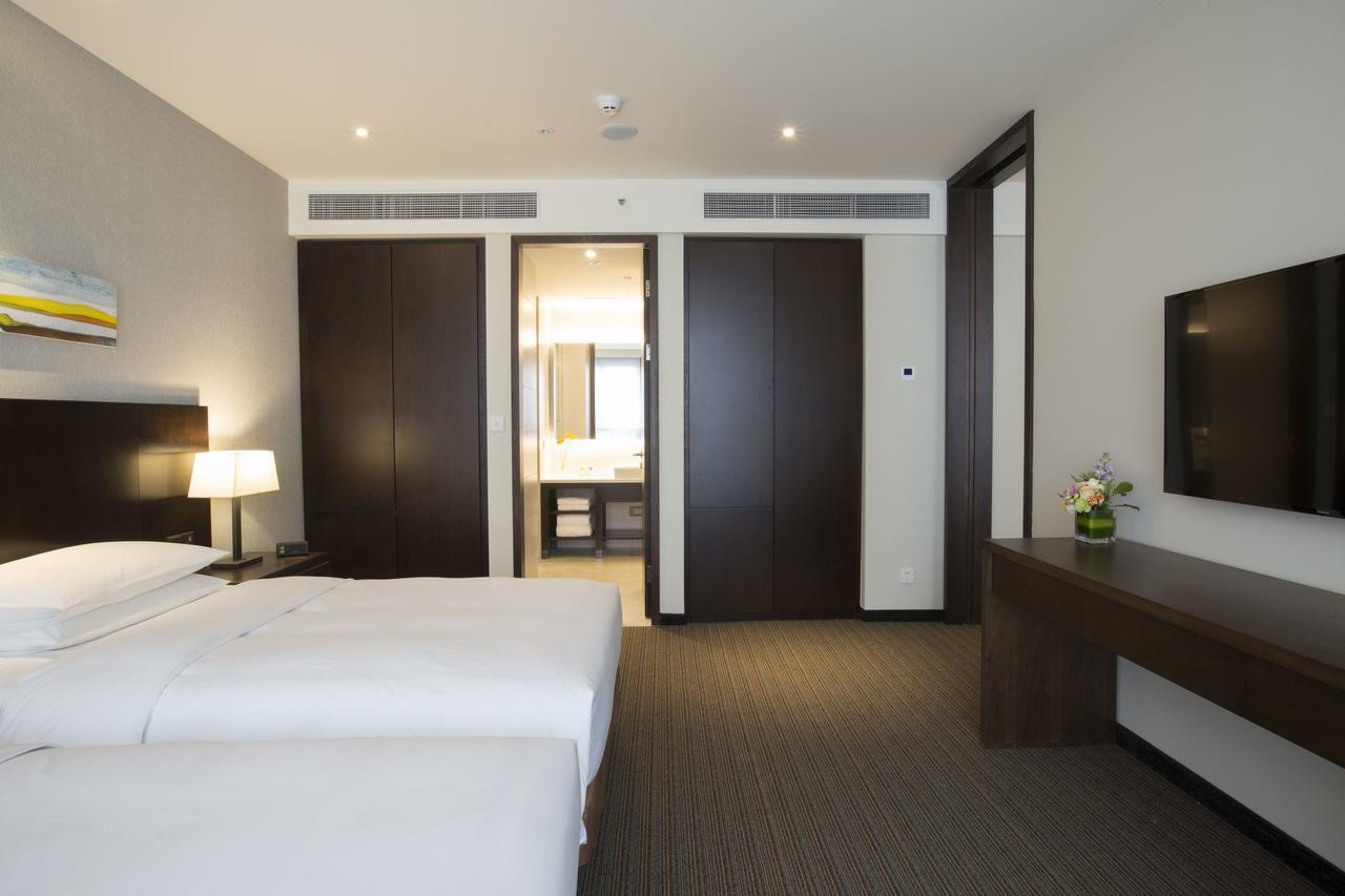 Hyatt Place Shanghai New Hongqiao Exterior photo